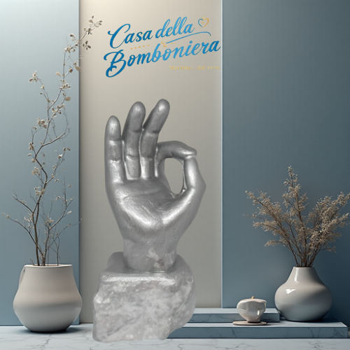 mano OK in ceramica cm. 16